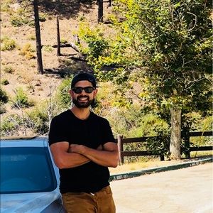 Meet your Posher, Dev